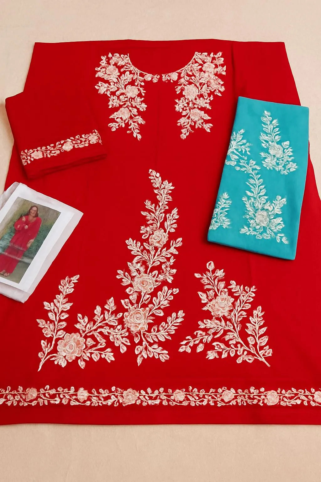 Women embroidered suit 2pcs maroon line