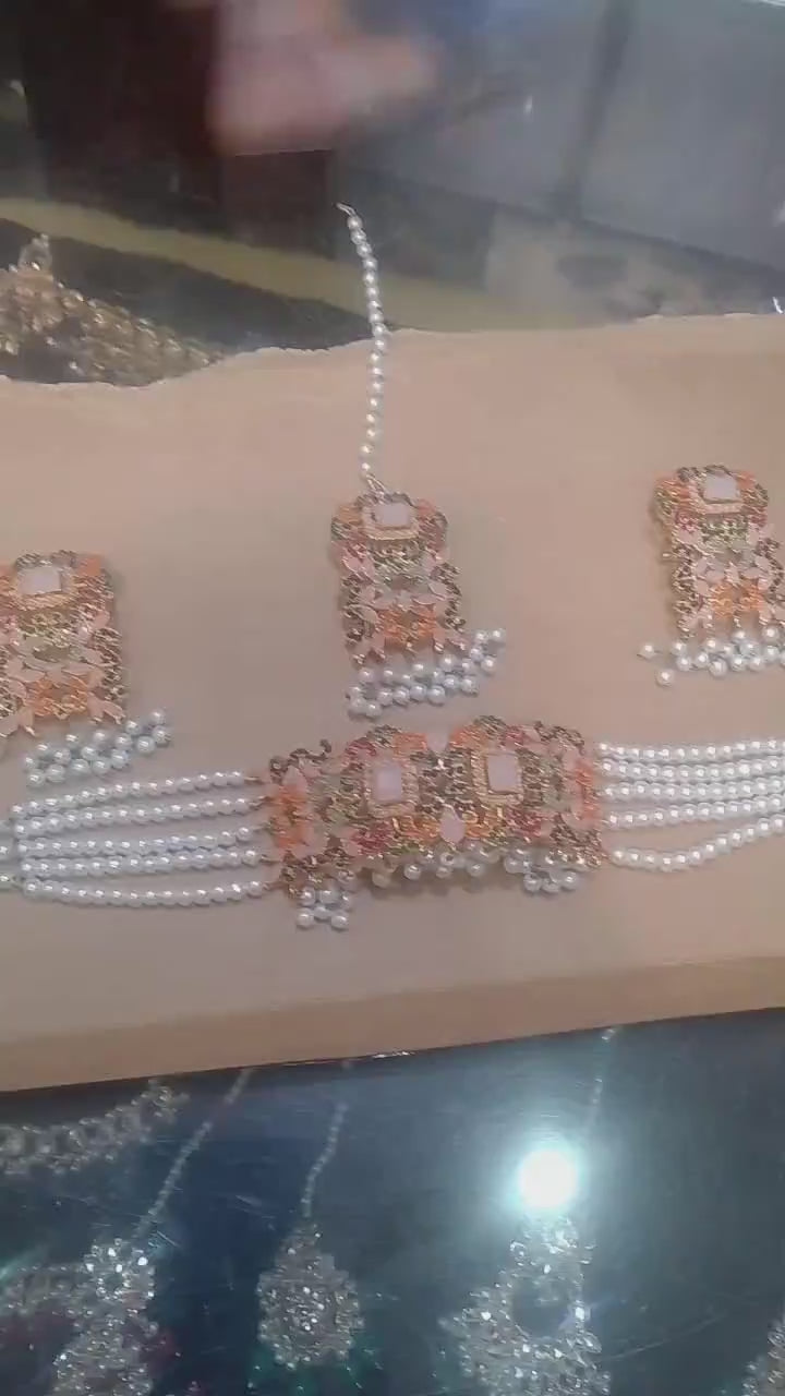 1carat Gold plated Artificial stone Necklace set